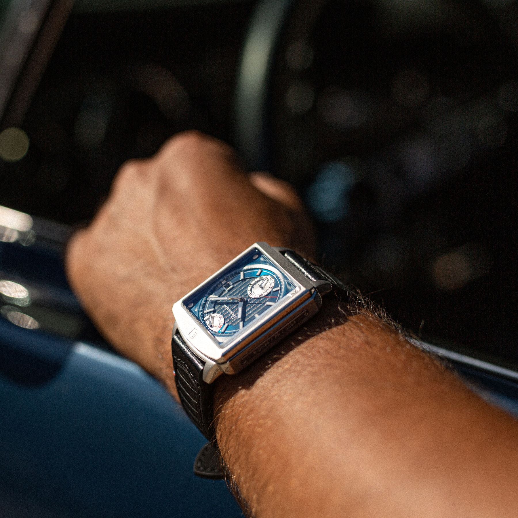 Serie-P - Cruiser - Petrol Blue - montre française homme automatique - carré réserve de marche 24h