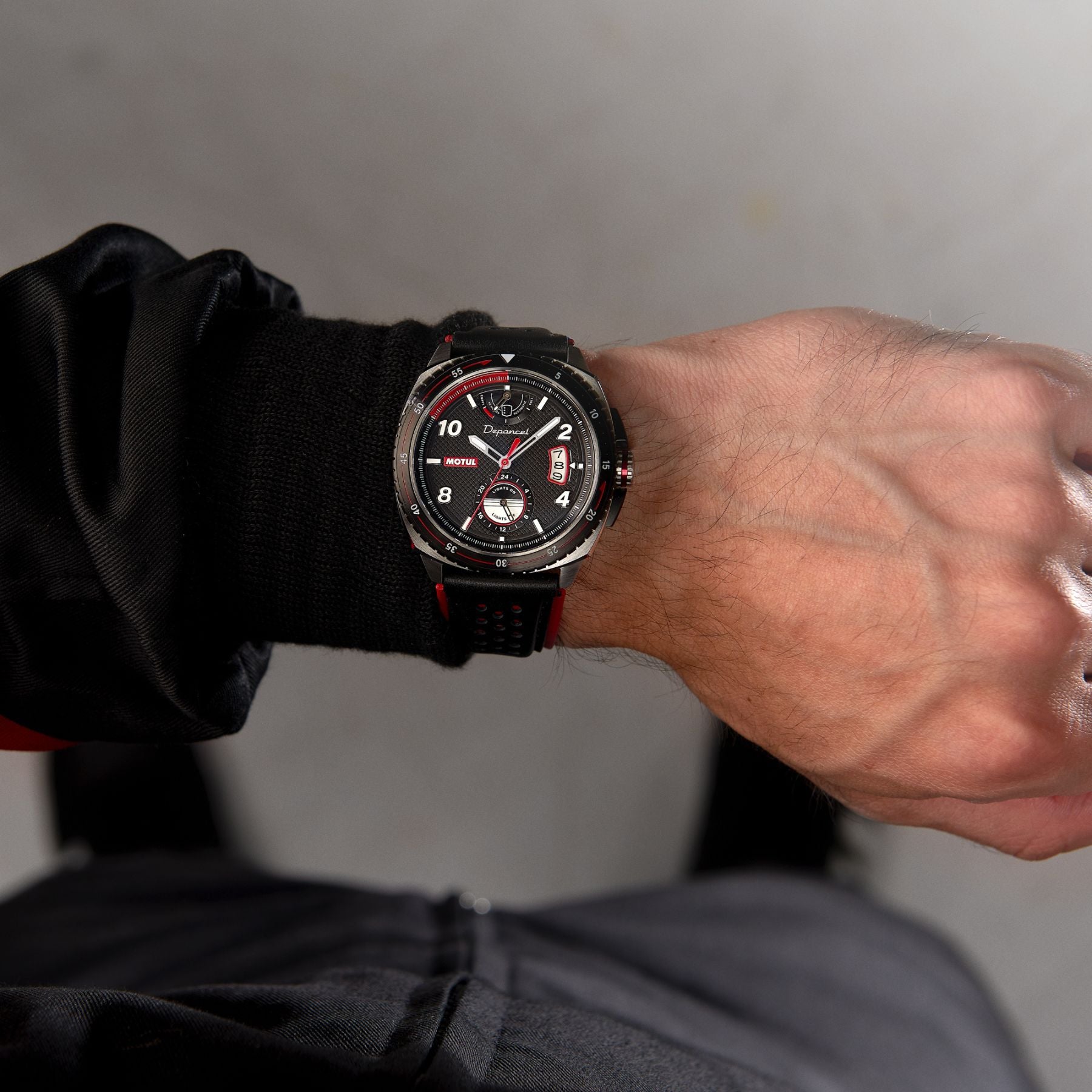 Serie-P - Motul - montre française homme automatique